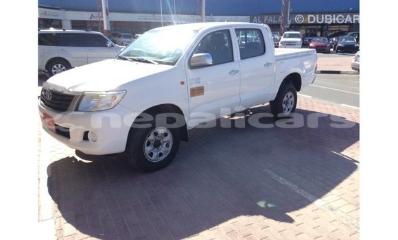 Buy Import Toyota Hilux White Car in Import - Dubai in Bagmati Buy Import Toyota Hilux White Car in Import - Dubai in Bagmati