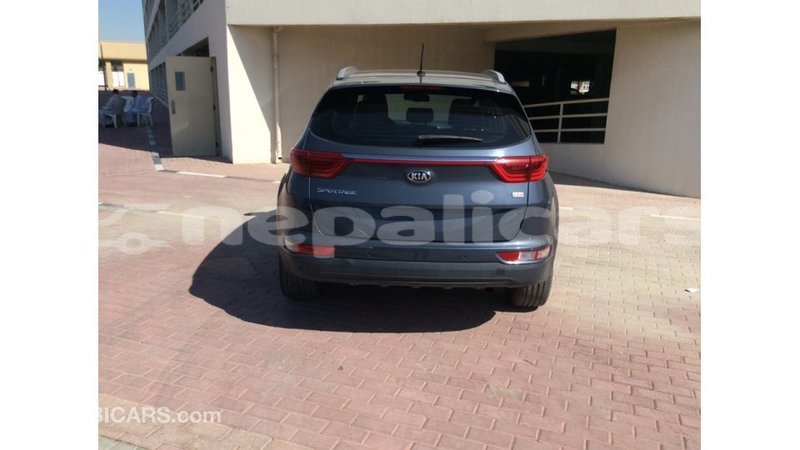 Big with watermark kia sportage bagmati import dubai 2186