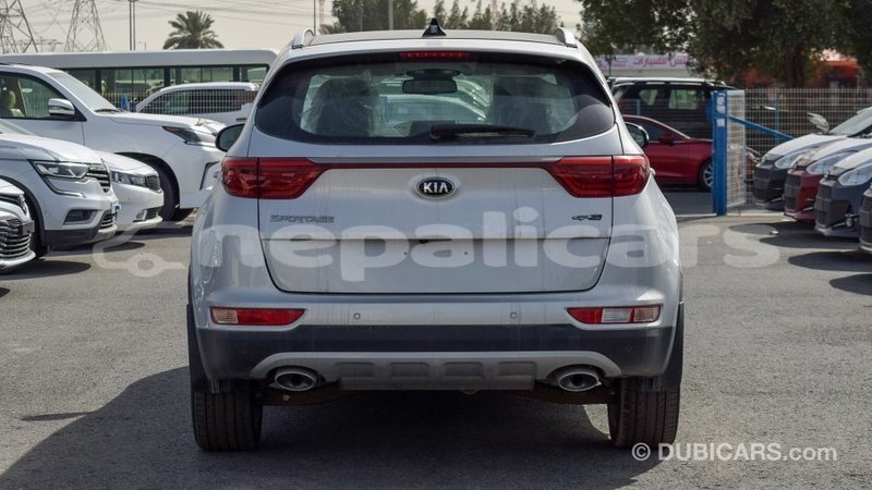 Big with watermark kia sportage bagmati import dubai 2200