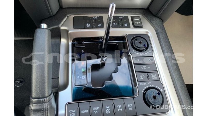 Big with watermark toyota land cruiser bagmati import dubai 2215