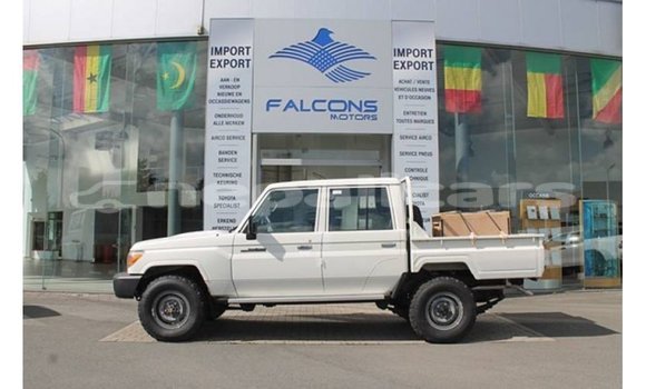 Buy Import Toyota Land Cruiser White Car in Import - Dubai in Bagmati Buy Import Toyota Land Cruiser White Car in Import - Dubai in Bagmati