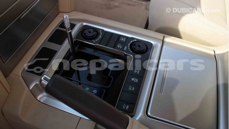 Big with watermark toyota land cruiser bagmati import dubai 2228