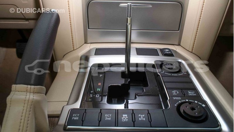 Big with watermark toyota land cruiser bagmati import dubai 2228