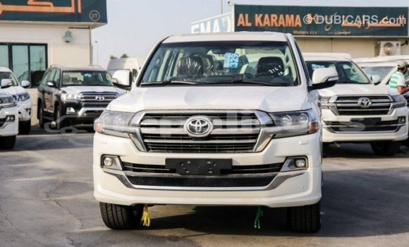 Buy Import Toyota Land Cruiser White Car in Import - Dubai in Bagmati Buy Import Toyota Land Cruiser White Car in Import - Dubai in Bagmati