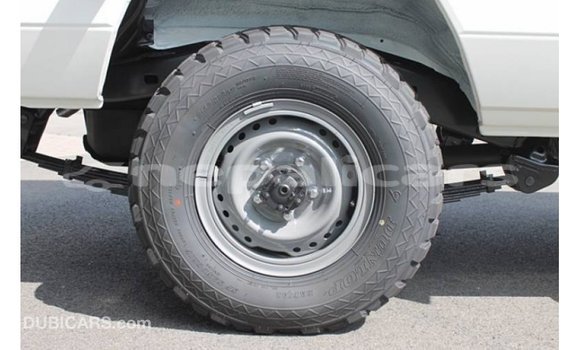 Buy Import Toyota Land Cruiser White Car in Import - Dubai in Bagmati Buy Import Toyota Land Cruiser White Car in Import - Dubai in Bagmati