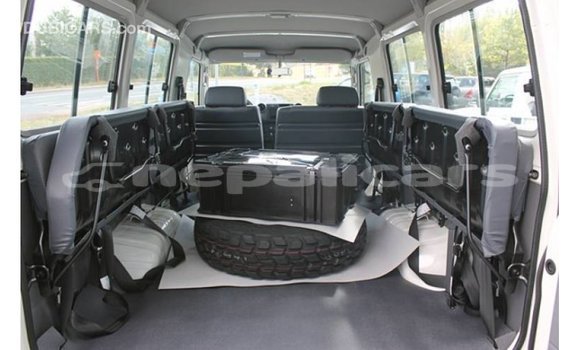 Buy Import Toyota Land Cruiser White Car in Import - Dubai in Bagmati Buy Import Toyota Land Cruiser White Car in Import - Dubai in Bagmati