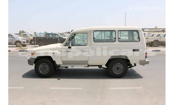 Buy Import Toyota Land Cruiser White Car in Import - Dubai in Bagmati Buy Import Toyota Land Cruiser White Car in Import - Dubai in Bagmati