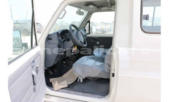 Buy Import Toyota Land Cruiser White Car in Import - Dubai in Bagmati Buy Import Toyota Land Cruiser White Car in Import - Dubai in Bagmati