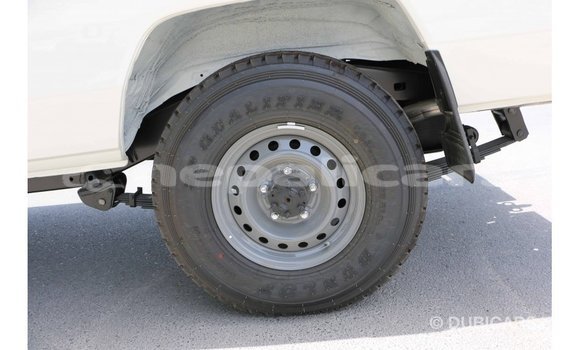 Buy Import Toyota Land Cruiser White Car in Import - Dubai in Bagmati Buy Import Toyota Land Cruiser White Car in Import - Dubai in Bagmati