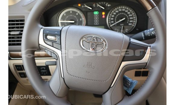 Buy Import Toyota Land Cruiser White Car in Import - Dubai in Bagmati Buy Import Toyota Land Cruiser White Car in Import - Dubai in Bagmati