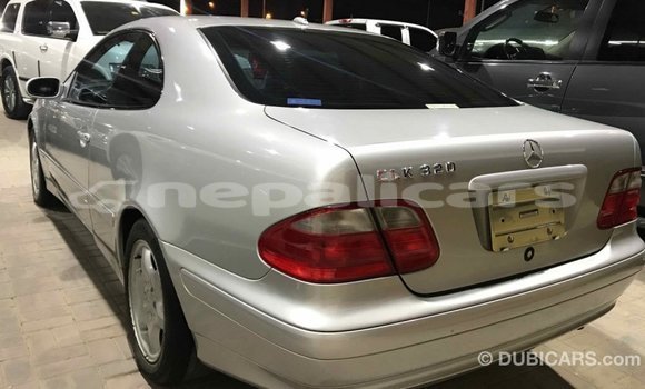 Buy Import Mercedes‒Benz 190 (W201) Other Car in Import - Dubai in Bagmati Buy Import Mercedes‒Benz 190 (W201) Other Car in Import - Dubai in Bagmati