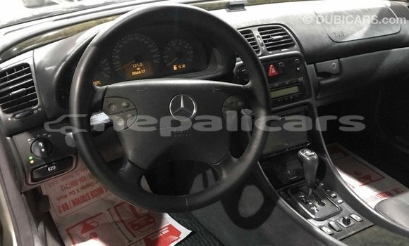 Buy Import Mercedes‒Benz 190 (W201) Other Car in Import - Dubai in Bagmati Buy Import Mercedes‒Benz 190 (W201) Other Car in Import - Dubai in Bagmati