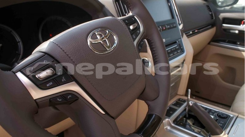 Big with watermark toyota land cruiser bagmati import dubai 2285