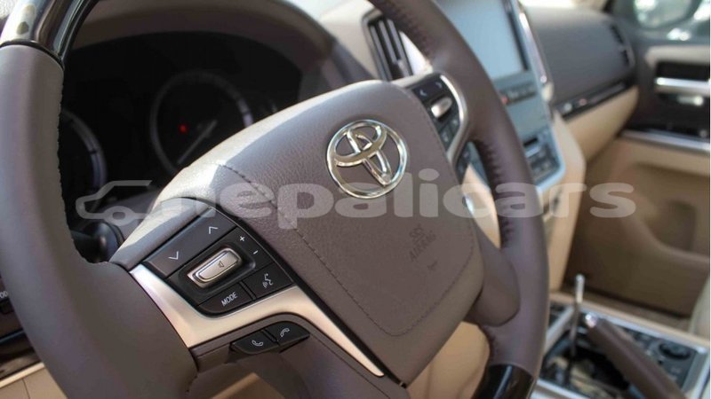 Big with watermark toyota land cruiser bagmati import dubai 2285
