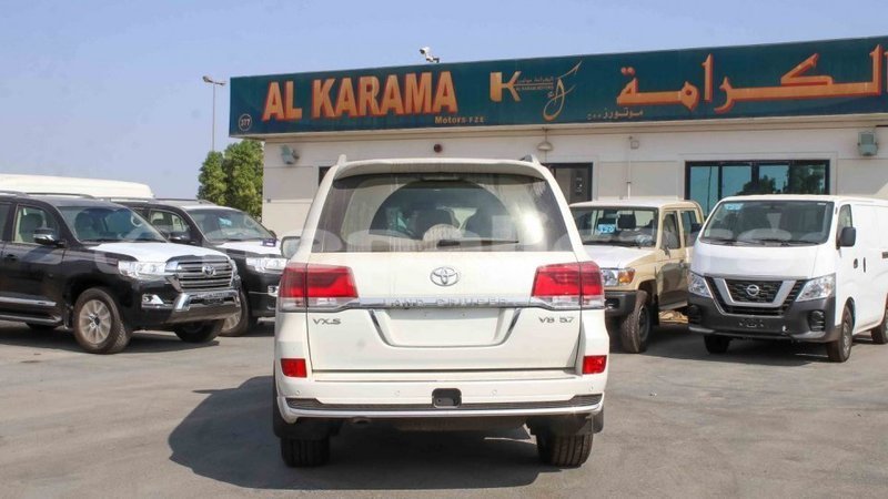 Big with watermark toyota land cruiser bagmati import dubai 2285