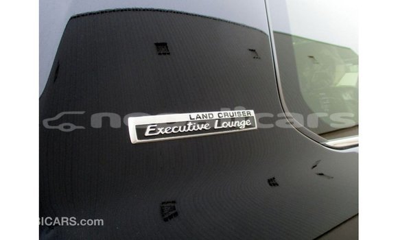 Buy Import Toyota Land Cruiser Black Car in Import - Dubai in Bagmati Buy Import Toyota Land Cruiser Black Car in Import - Dubai in Bagmati