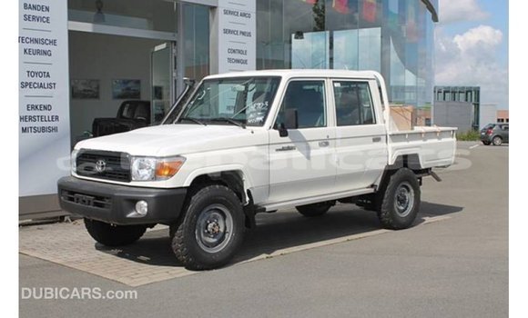 Buy Import Toyota Land Cruiser White Car in Import - Dubai in Bagmati Buy Import Toyota Land Cruiser White Car in Import - Dubai in Bagmati