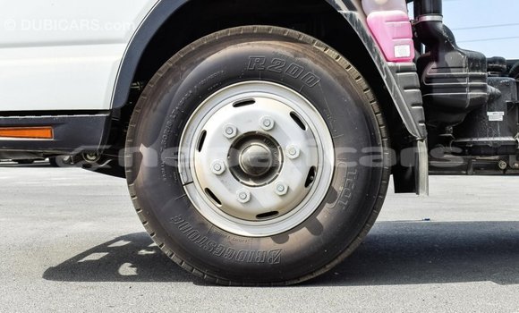 Buy Import Mitsubishi Carisma White Car in Import - Dubai in Bagmati