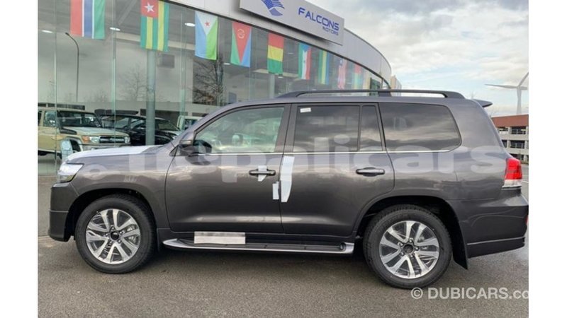 Big with watermark toyota land cruiser bagmati import dubai 2320