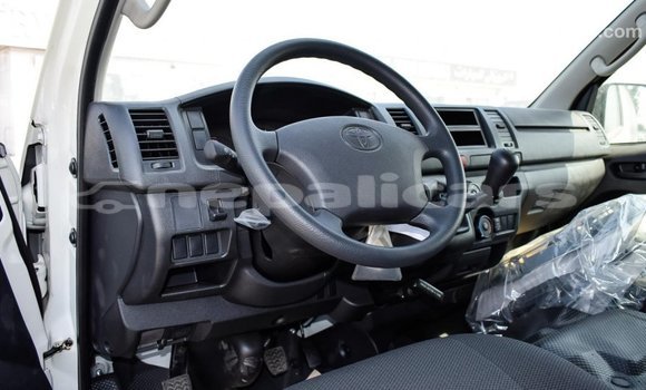 Buy Import Toyota Hiace White Car in Import - Dubai in Bagmati Buy Import Toyota Hiace White Car in Import - Dubai in Bagmati