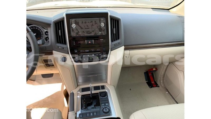 Big with watermark toyota land cruiser bagmati import dubai 2334