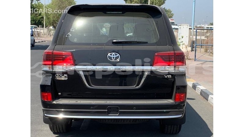 Big with watermark toyota land cruiser bagmati import dubai 2334