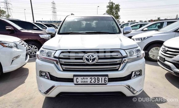 Buy Import Toyota Land Cruiser White Car in Import - Dubai in Bagmati Buy Import Toyota Land Cruiser White Car in Import - Dubai in Bagmati