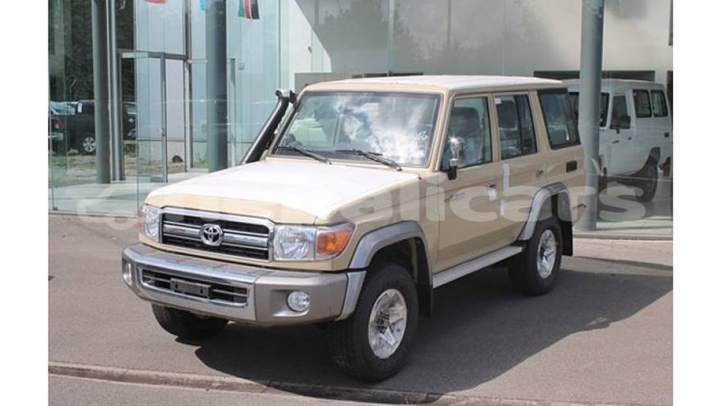 Big with watermark toyota land cruiser bagmati import dubai 2346