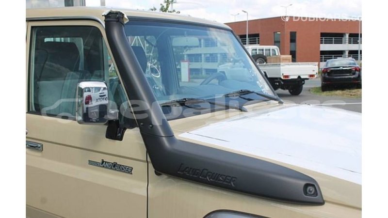 Big with watermark toyota land cruiser bagmati import dubai 2346