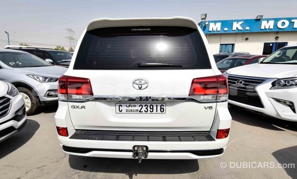 Buy Import Toyota Land Cruiser White Car in Import - Dubai in Bagmati Buy Import Toyota Land Cruiser White Car in Import - Dubai in Bagmati