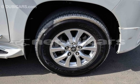 Buy Import Toyota Land Cruiser White Car in Import - Dubai in Bagmati Buy Import Toyota Land Cruiser White Car in Import - Dubai in Bagmati
