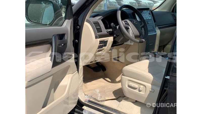 Big with watermark toyota land cruiser bagmati import dubai 2357