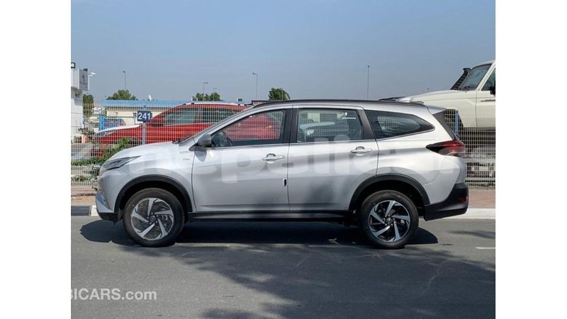 Big with watermark toyota rush bagmati import dubai 2363