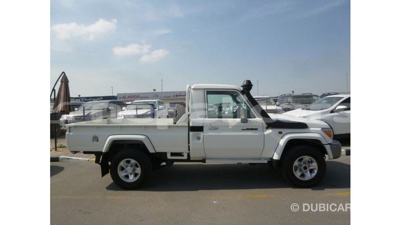 Big with watermark toyota land cruiser bagmati import dubai 2383