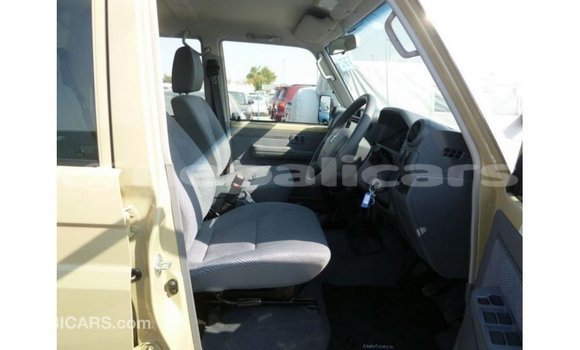 Buy Import Toyota Land Cruiser Beige Car in Import - Dubai in Bagmati Buy Import Toyota Land Cruiser Beige Car in Import - Dubai in Bagmati