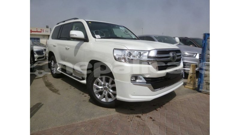 Big with watermark toyota land cruiser bagmati import dubai 2385