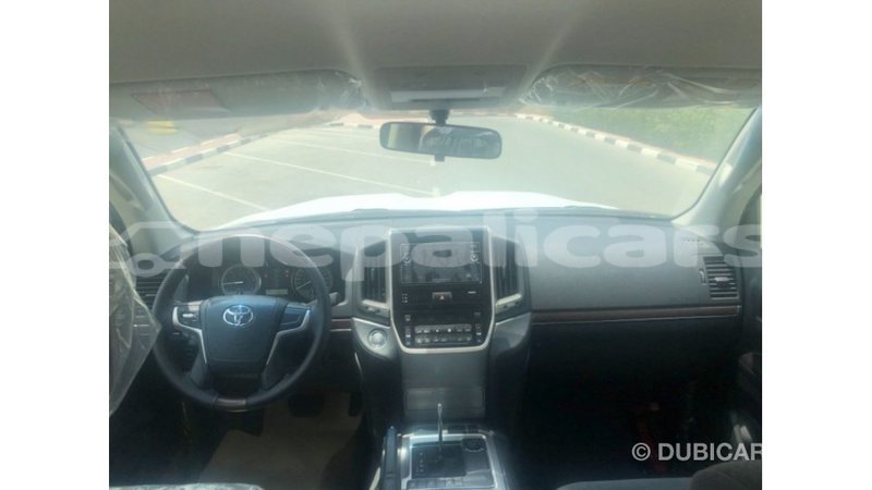 Big with watermark toyota land cruiser bagmati import dubai 2387