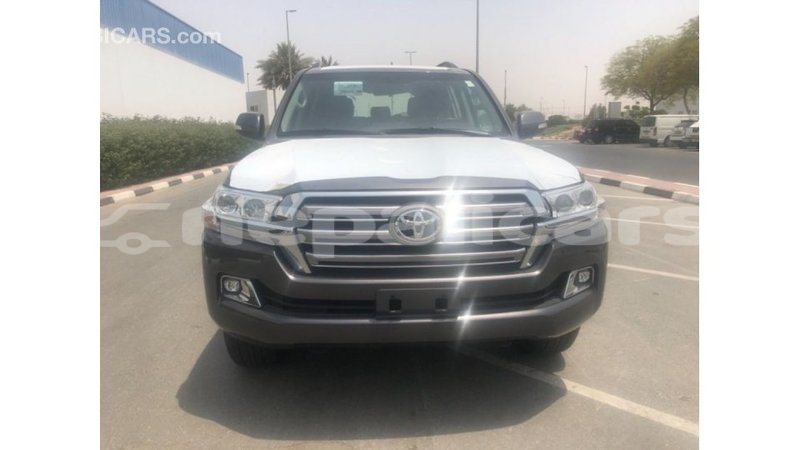 Big with watermark toyota land cruiser bagmati import dubai 2387