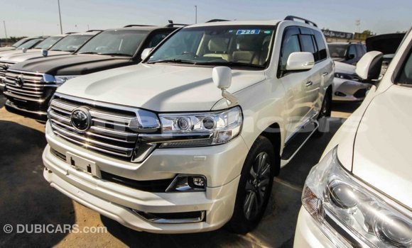 Buy Import Toyota Land Cruiser White Car in Import - Dubai in Bagmati Buy Import Toyota Land Cruiser White Car in Import - Dubai in Bagmati