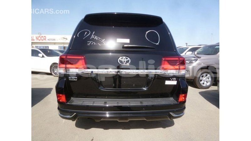 Big with watermark toyota land cruiser bagmati import dubai 2391
