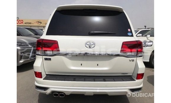 Buy Import Toyota Land Cruiser White Car in Import - Dubai in Bagmati Buy Import Toyota Land Cruiser White Car in Import - Dubai in Bagmati