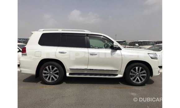 Buy Import Toyota Land Cruiser White Car in Import - Dubai in Bagmati Buy Import Toyota Land Cruiser White Car in Import - Dubai in Bagmati