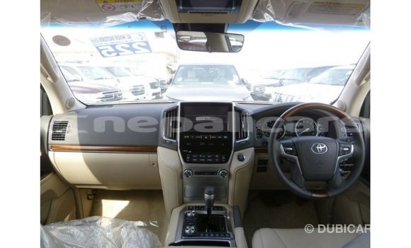 Buy Import Toyota Land Cruiser White Car in Import - Dubai in Bagmati Buy Import Toyota Land Cruiser White Car in Import - Dubai in Bagmati