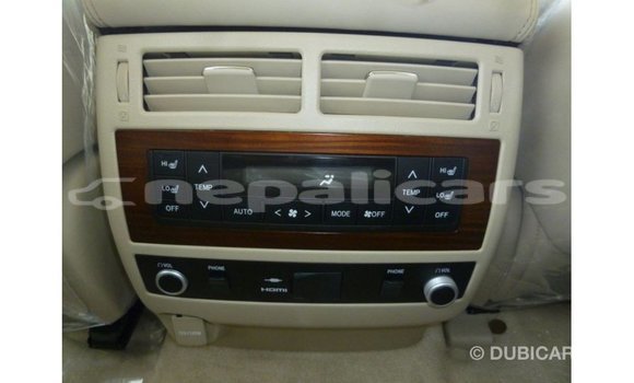 Buy Import Toyota Land Cruiser White Car in Import - Dubai in Bagmati Buy Import Toyota Land Cruiser White Car in Import - Dubai in Bagmati