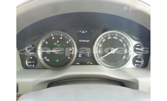 Buy Import Toyota Land Cruiser White Car in Import - Dubai in Bagmati Buy Import Toyota Land Cruiser White Car in Import - Dubai in Bagmati