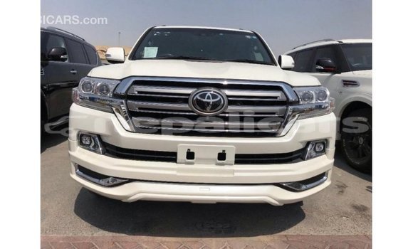 Buy Import Toyota Land Cruiser White Car in Import - Dubai in Bagmati Buy Import Toyota Land Cruiser White Car in Import - Dubai in Bagmati