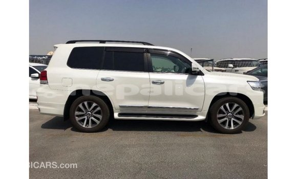 Buy Import Toyota Land Cruiser White Car in Import - Dubai in Bagmati Buy Import Toyota Land Cruiser White Car in Import - Dubai in Bagmati