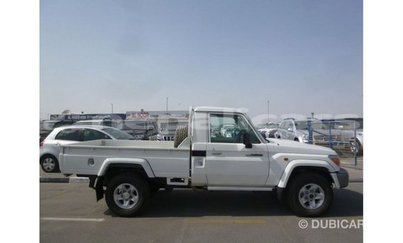 Buy Import Toyota Land Cruiser White Car in Import - Dubai in Bagmati Buy Import Toyota Land Cruiser White Car in Import - Dubai in Bagmati