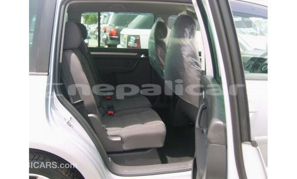 Buy Import Volkswagen Touran Other Car in Import - Dubai in Bagmati Buy Import Volkswagen Touran Other Car in Import - Dubai in Bagmati