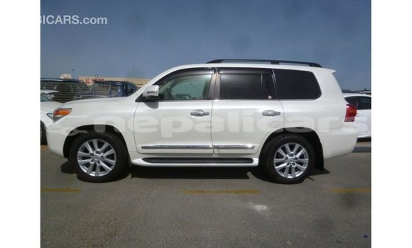 Buy Import Toyota Land Cruiser White Car in Import - Dubai in Bagmati Buy Import Toyota Land Cruiser White Car in Import - Dubai in Bagmati